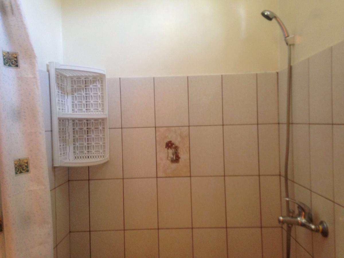 Изабелла Hotel Pitsunda Eksteriør billede
