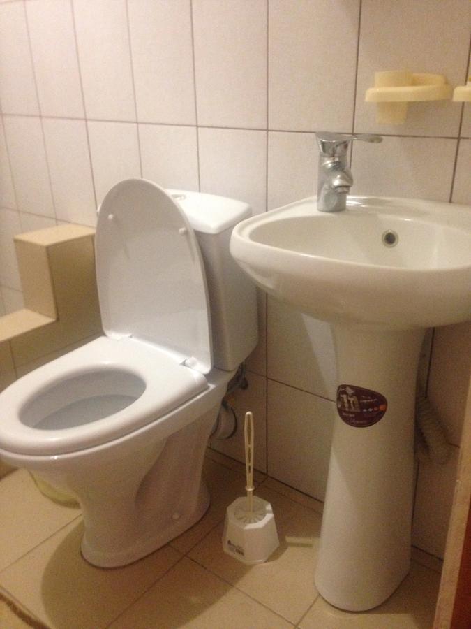 Изабелла Hotel Pitsunda Eksteriør billede