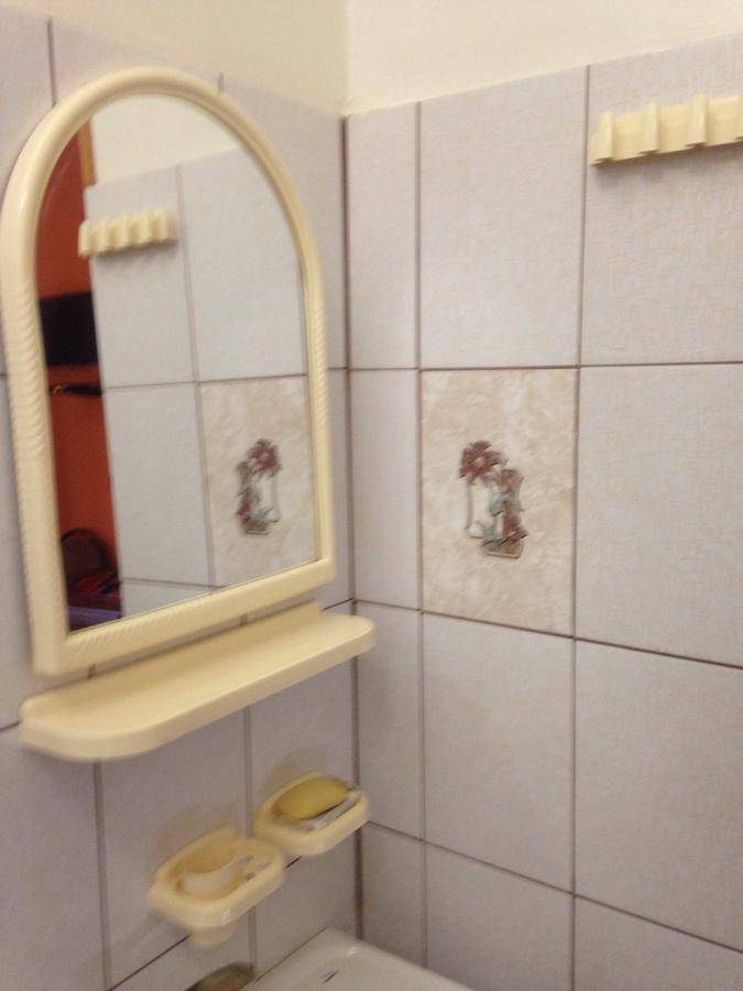 Изабелла Hotel Pitsunda Eksteriør billede